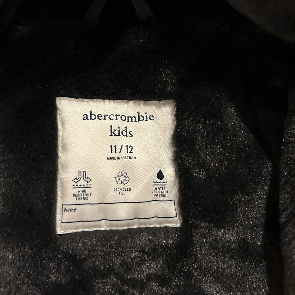 Abercrombie kids winter coat. Youth boys size 11/12. - Picture 2 of 2